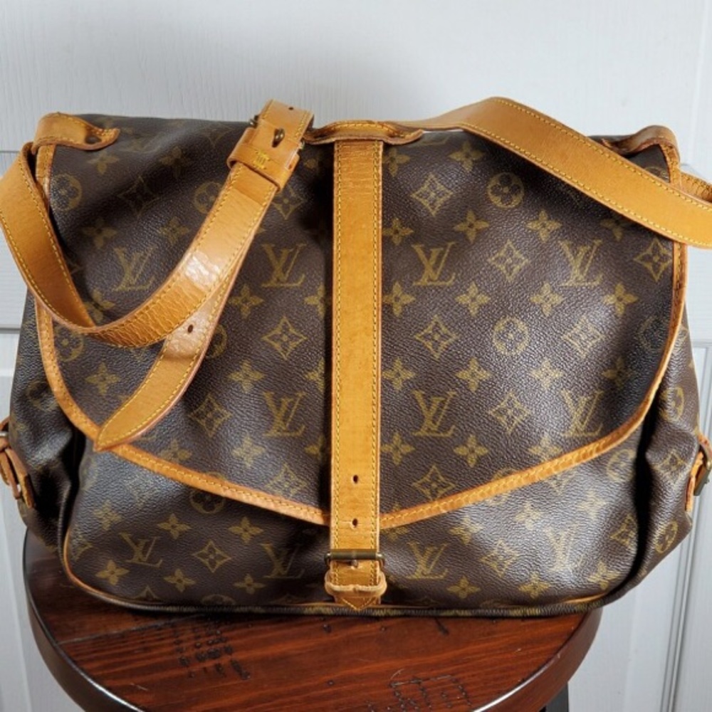 LOUIS VUITTON Saumur 35 Monogram 👜